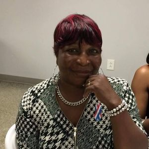 Meet your Posher, Frances